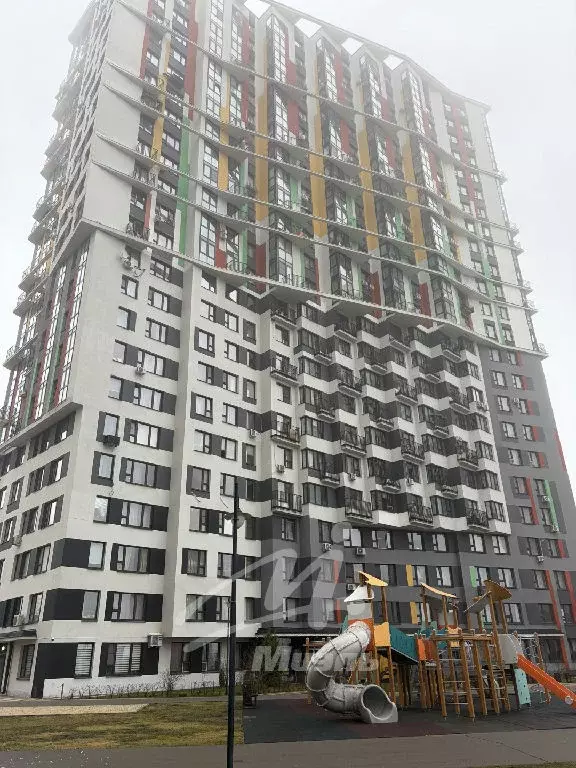 Продается 3-комнатная квартира - Фото 1