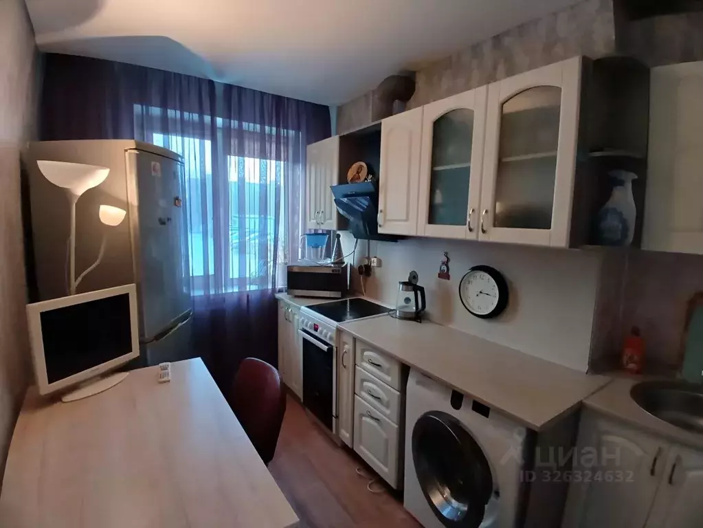 1-к кв. Омская область, Омск ул. Котельникова, 10 (30.0 м) - Фото 1