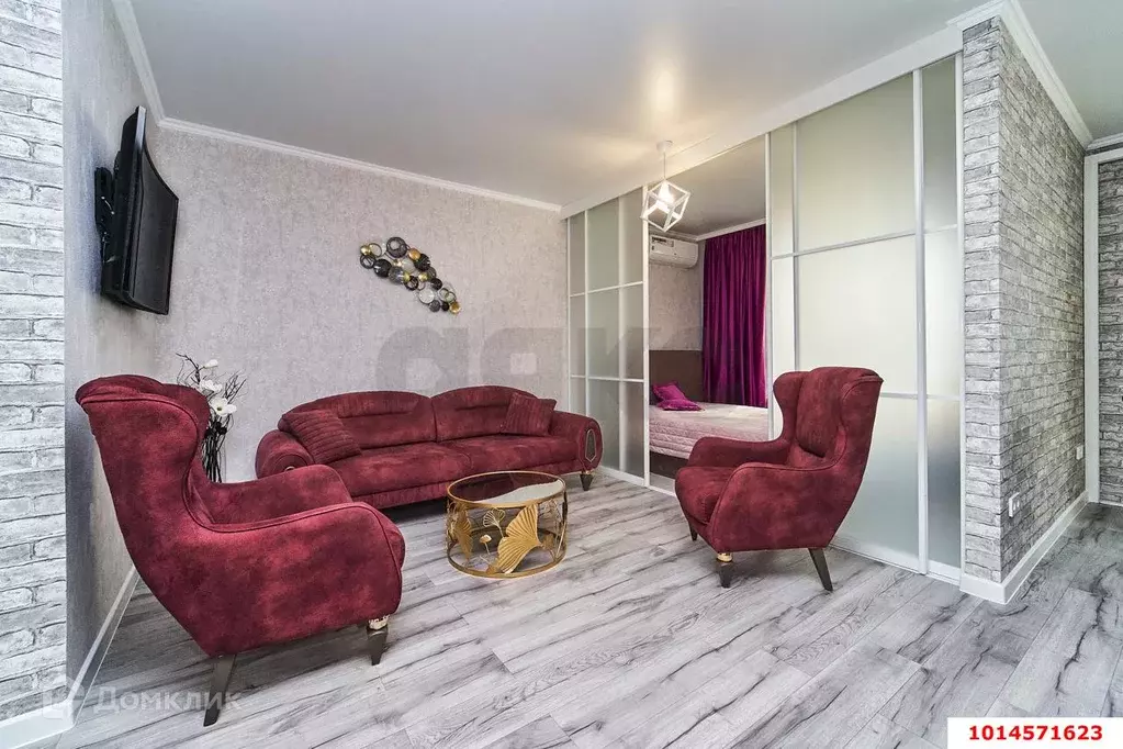 Продаётся 1-к квартира, 55 м - Фото 1