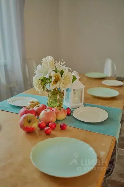 Дом в Свердловская область, Екатеринбург пер. Лимонитовый, 3 (180 м) - Фото 2