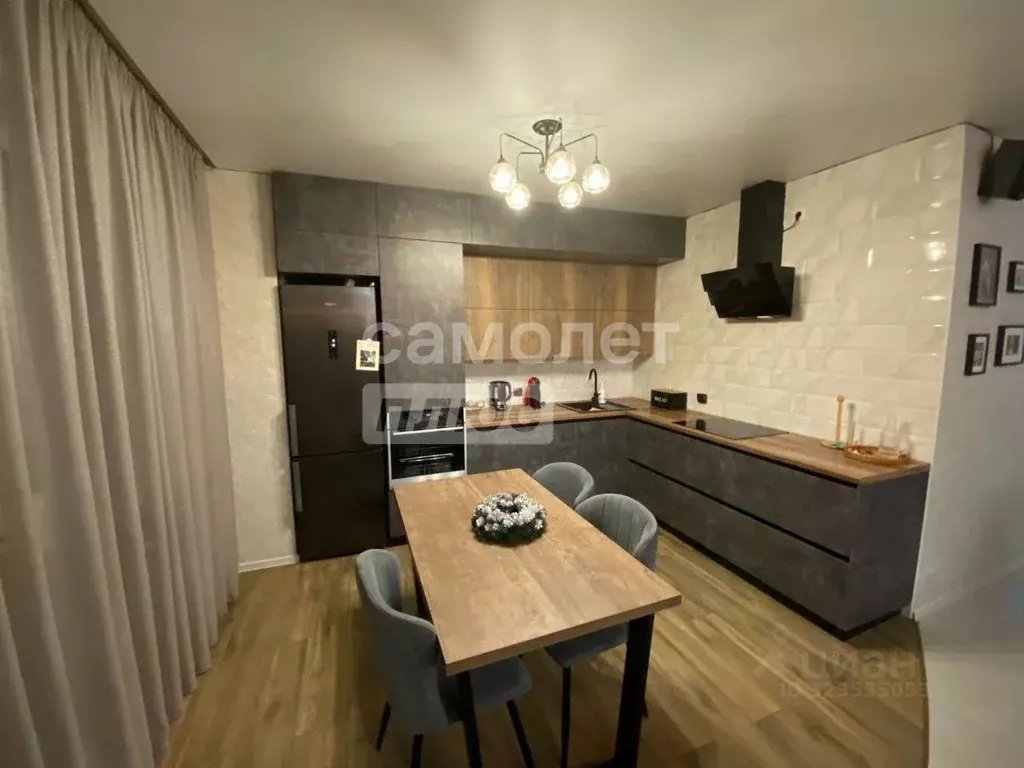 3-к кв. Липецкая область, Липецк ул. С.Л. Коцаря, 10 (90.5 м) - Фото 2