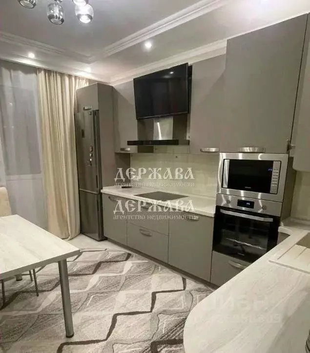 3-к кв. Белгородская область, Старый Оскол Степной мкр, 18 (95.3 м) - Фото 1