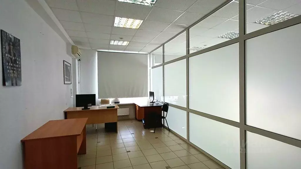 Офис в Свердловская область, Екатеринбург ул. Мамина-Сибиряка, 36 (43 ... - Фото 1