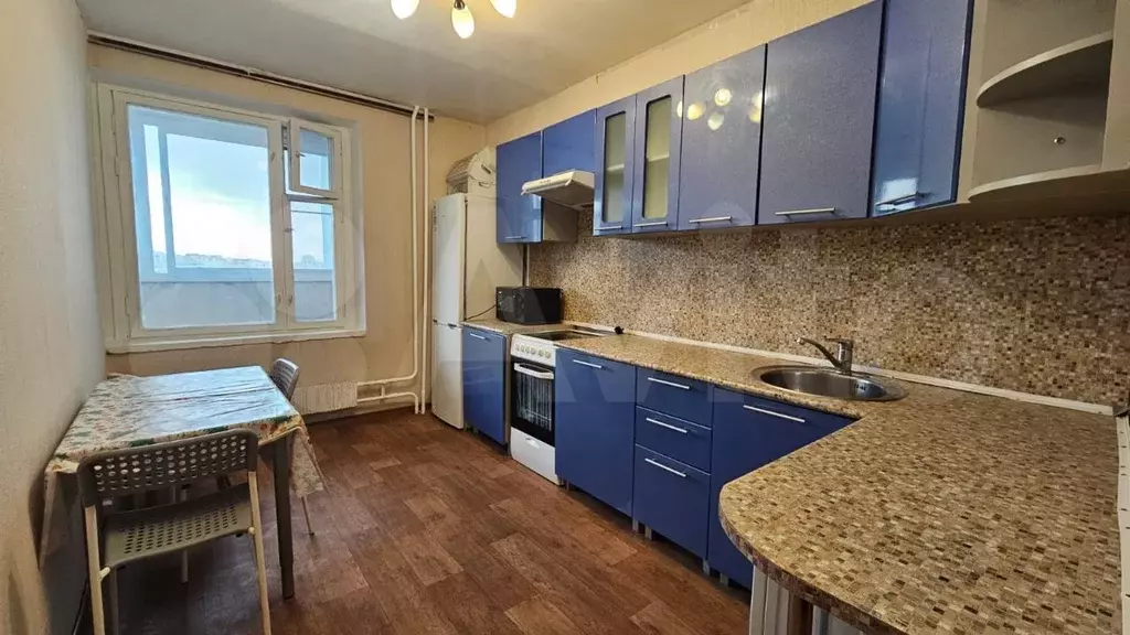 1-к. квартира, 40 м, 15/16 эт. - Фото 1