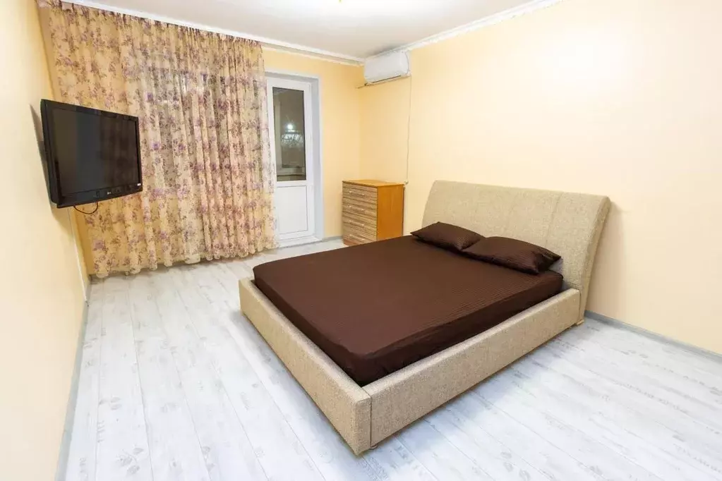 1-к кв. Крым, Щелкино Ленинский район, 1-й мкр, 29 (36.0 м) - Фото 1
