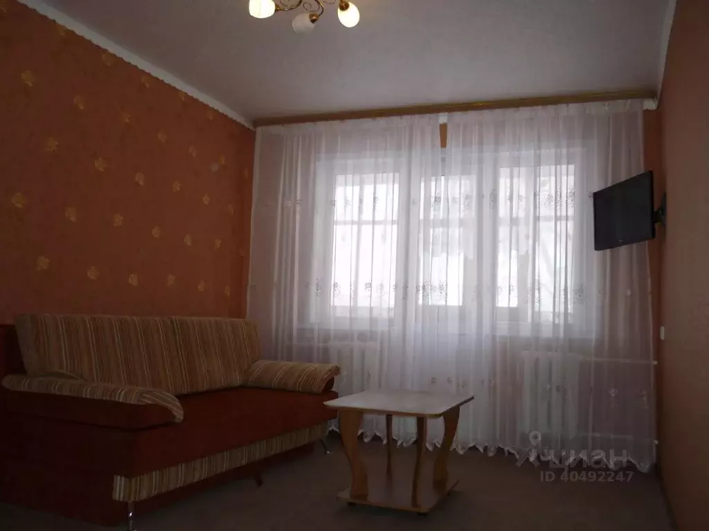 2-к кв. Оренбургская область, Орск Новый город мкр, ул. Ленинского ... - Фото 0