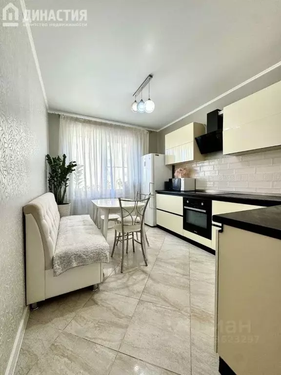 2-к кв. Пензенская область, Пенза просп. Победы, 96Д (67.0 м) - Фото 1