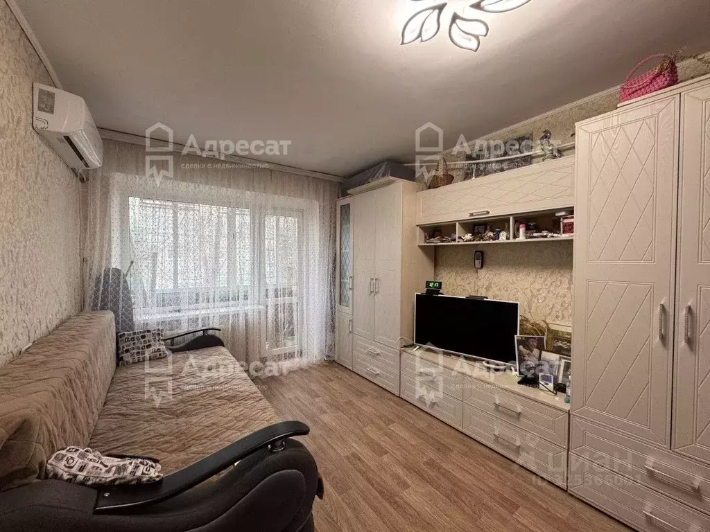 2-к кв. Волгоградская область, Волгоград ул. Маршала Еременко, 55 ... - Фото 1