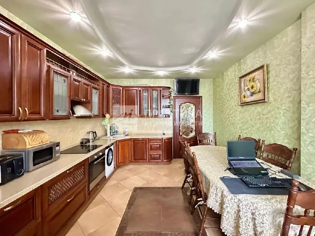 Продается 2-комнатная квартира - Фото 1