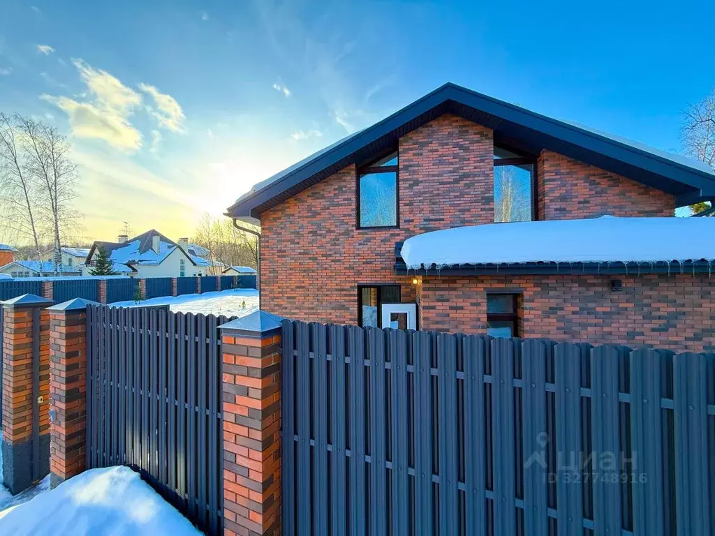 Дом в Москва № 452 кв-л, 215 (350 м) - Фото 1