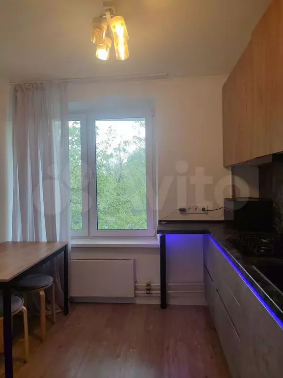 2-к. квартира, 45 м, 4/12 эт. - Фото 0