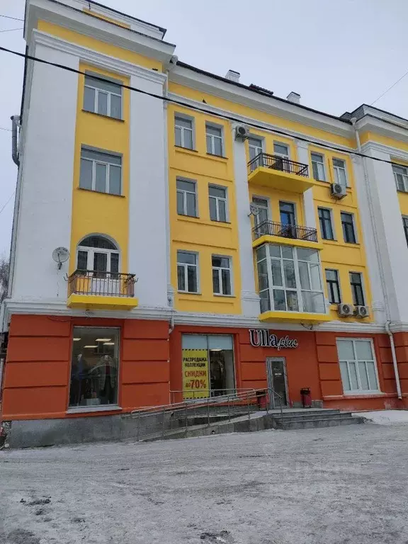 3-к кв. Омская область, Омск ул. Герцена, 17 (87.0 м) - Фото 0