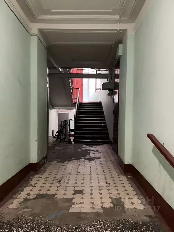 Комната Санкт-Петербург просп. Большой Васильевского острова, 56 - Фото 2