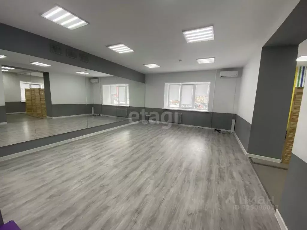 Помещение свободного назначения в Владимирская область, Ковров ул. ... - Фото 2