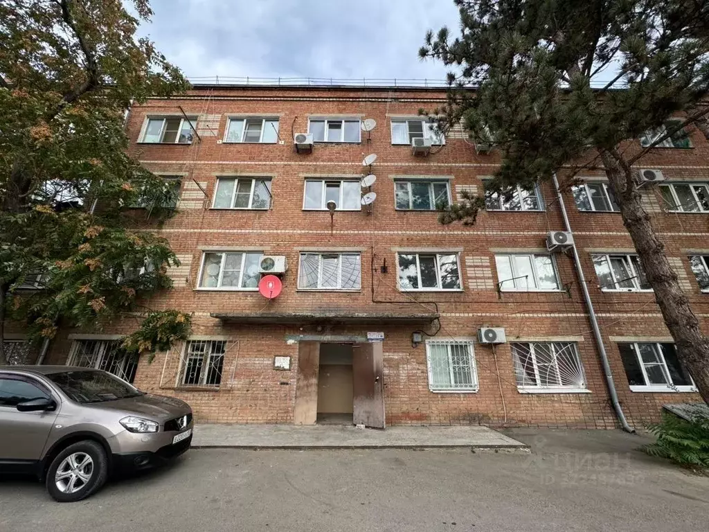 Комната Краснодарский край, Армавир Черноморская ул., 4 (18.0 м) - Фото 0