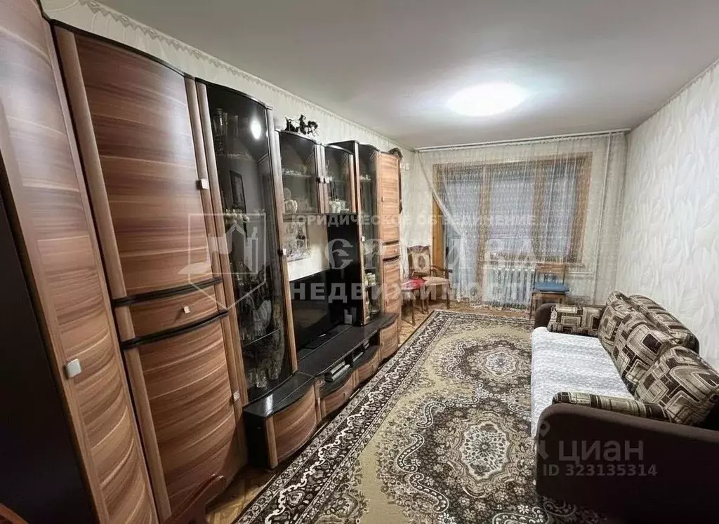 2-к кв. Кемеровская область, Кемерово Октябрьский просп., 69 (44.4 м) - Фото 1