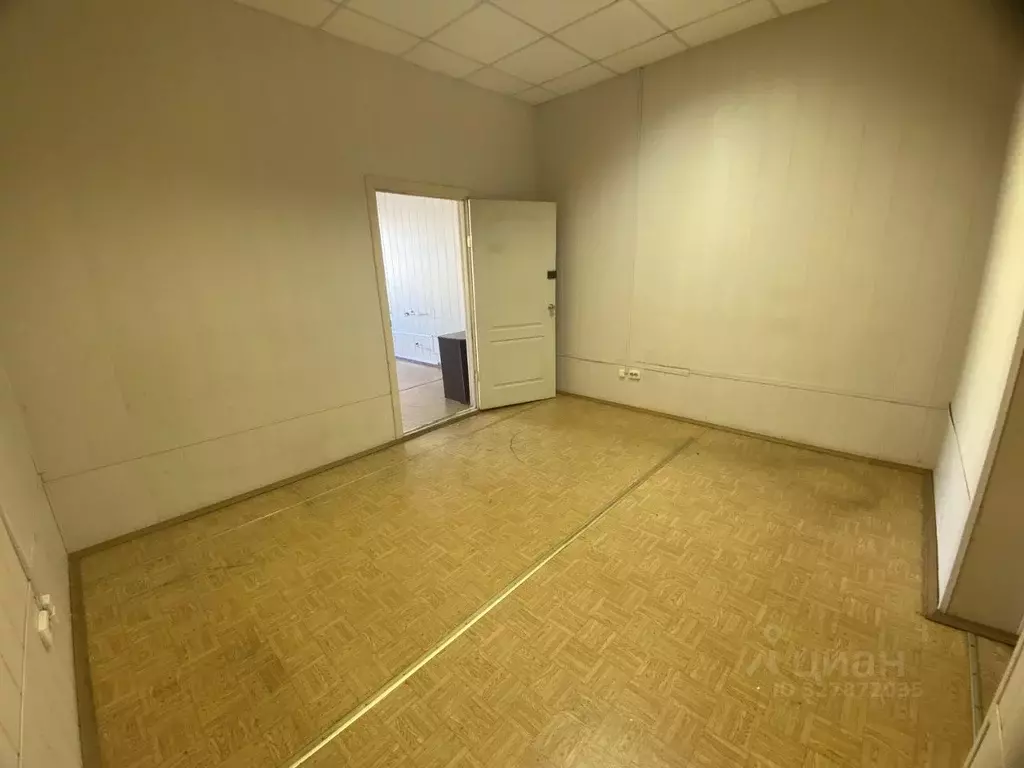 Офис в Свердловская область, Екатеринбург ул. Фронтовых Бригад, 15с9 ... - Фото 2