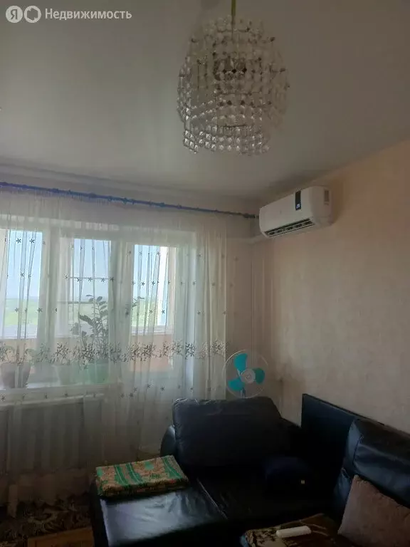3-комнатная квартира: Курск, улица Серёгина, 51 (60.7 м) - Фото 0