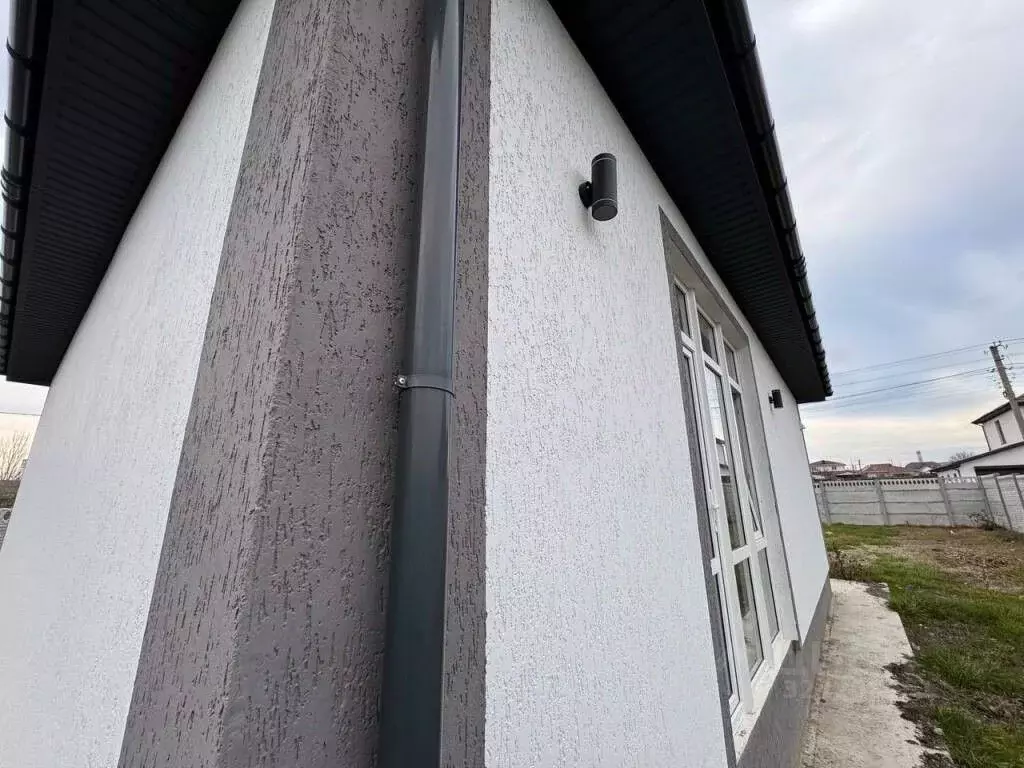 Дом в Крым, Симферопольский район, с. Доброе ул. Авдет, 66А (90 м) - Фото 1