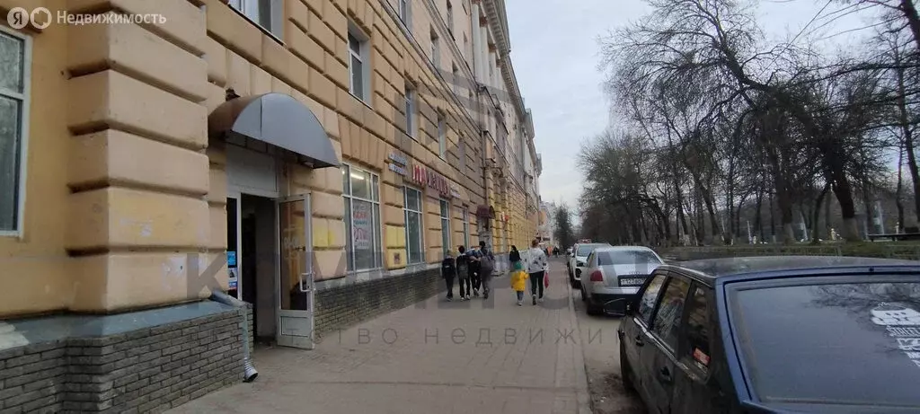 Торговая площадь (245 м) - Фото 1