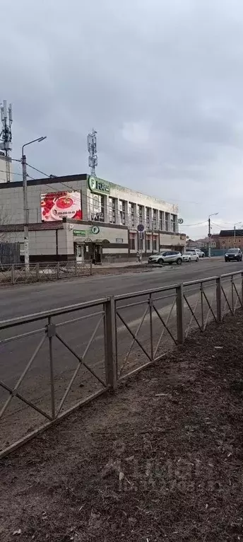 Торговая площадь в Ленинградская область, Тихвин Советская ул., 38 ... - Фото 0