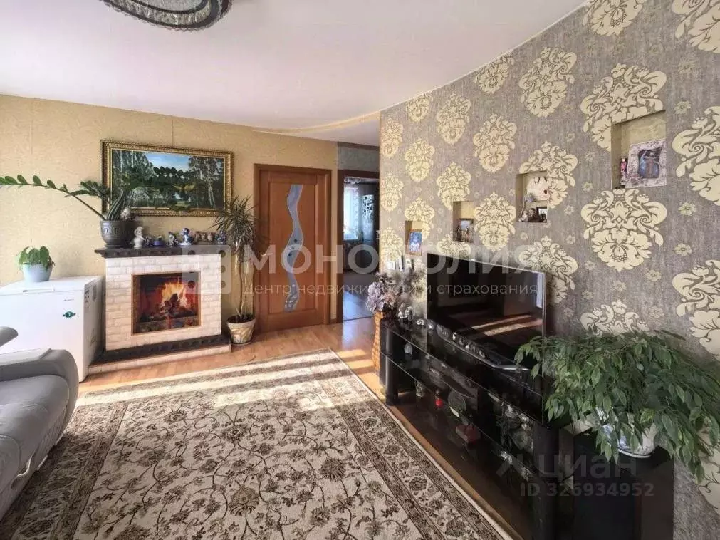 4-к кв. Амурская область, Белогорск Красноармейская ул., 34 (69.1 м) - Фото 1