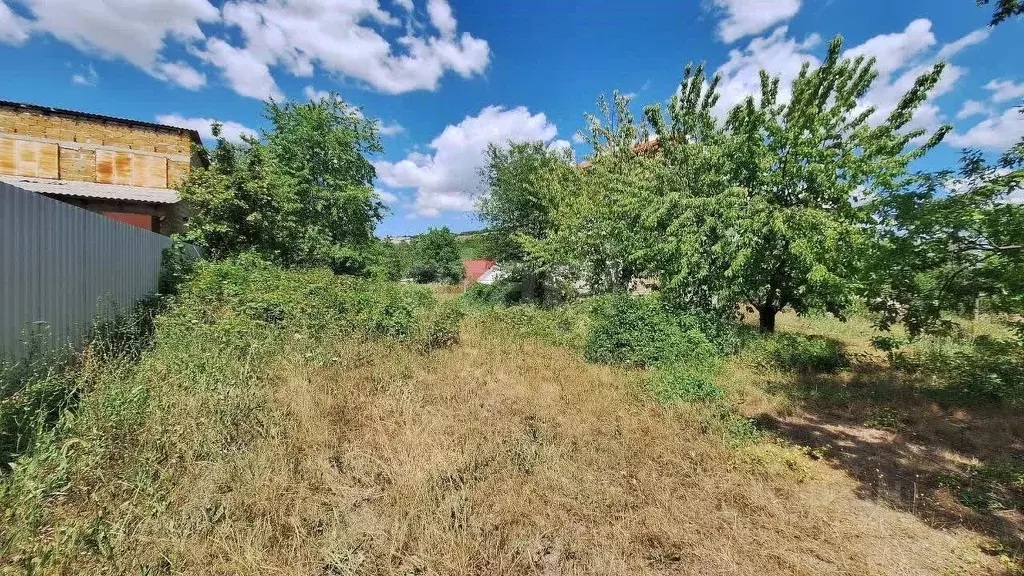 Дом в Крым, Симферопольский район, Перовское с/пос, Лесное ТСН ул. ... - Фото 1