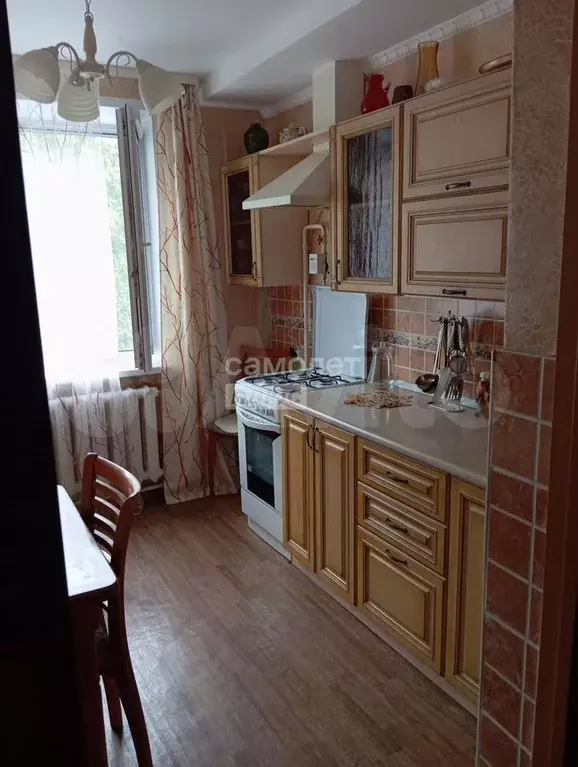 2-к. квартира, 50 м, 3/3 эт. - Фото 0