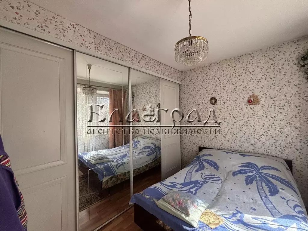 4-к кв. Челябинская область, Челябинск Гражданская ул., 12 (63.0 м) - Фото 0