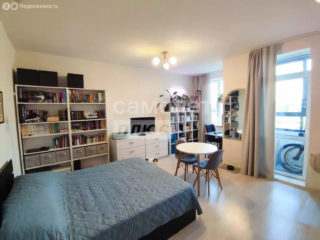 Квартира-студия: Екатеринбург, улица Евгения Савкова, 8 (30.4 м) - Фото 0