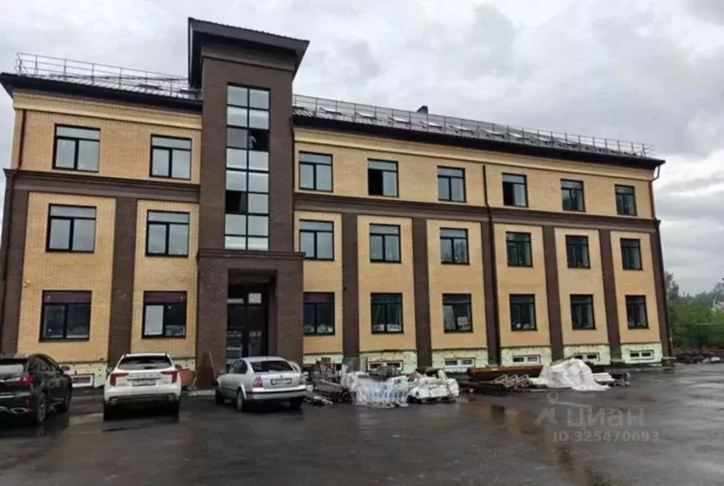 Офис в Свердловская область, Екатеринбург ул. Чистопольская, 15 (100 ... - Фото 1