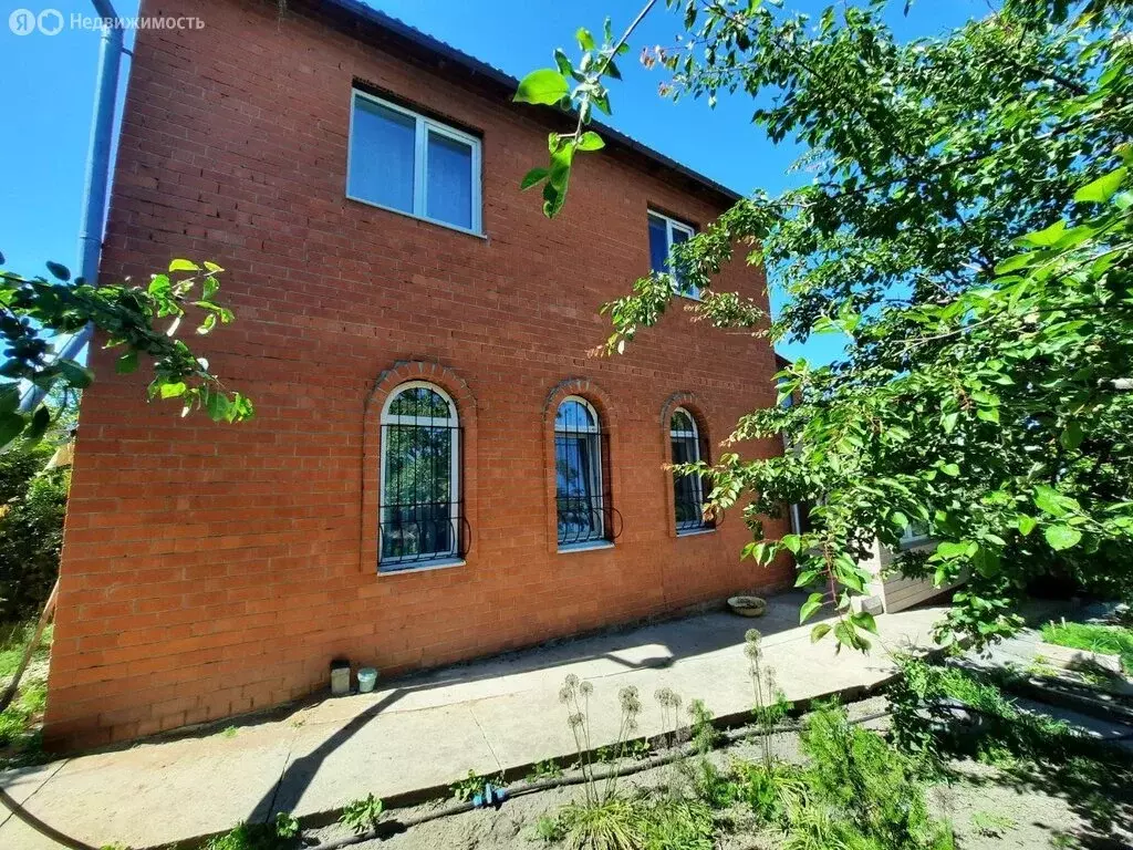 Дом в Саратов, улица Старая Большая Поливановка (100 м) - Фото 1