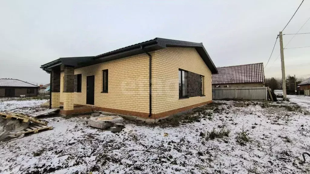 Дом в Татарстан, Тукаевский район, д. Азьмушкино, Пятый элемент кп ул. ... - Фото 1