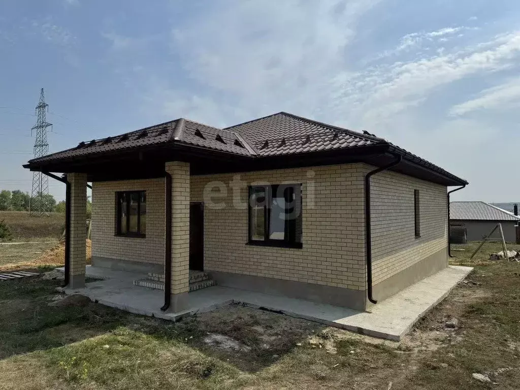 Дом в Воронежская область, Семилукский район, с. Девица Школьная ул., ... - Фото 2