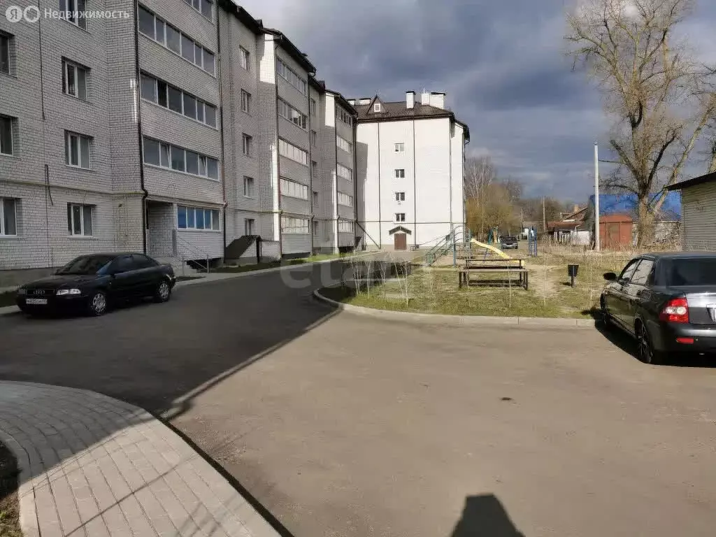 1-комнатная квартира: Унеча, Первомайская улица, 11А (46.7 м) - Фото 1