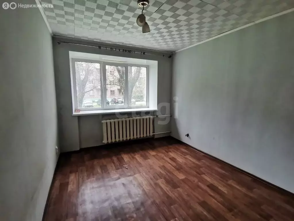 1к в 4-комнатной квартире (12.4 м) - Фото 2