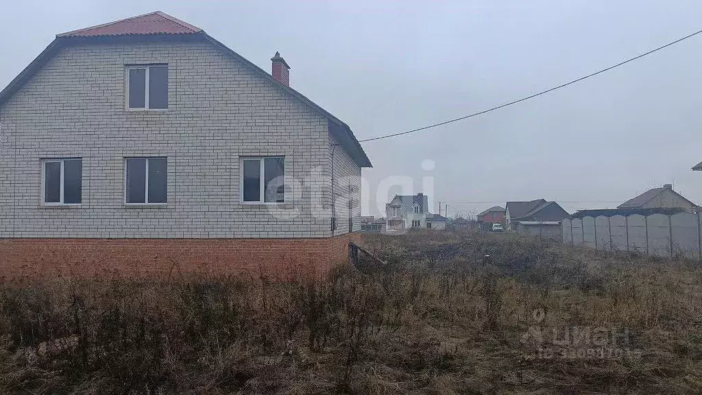 Дом в Белгородская область, Корочанский муниципальный округ, с. ... - Фото 1