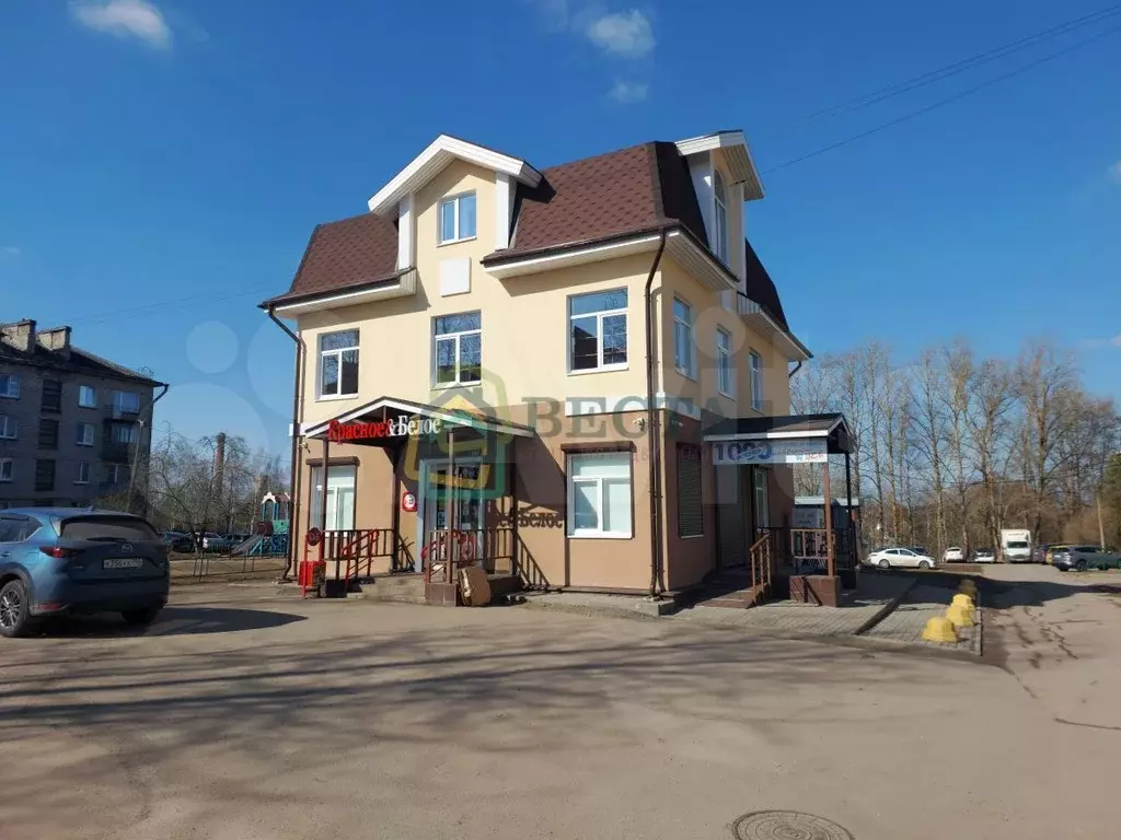 3-х этажное здание 273 кв.м с отделкой и коммуникациями - Фото 1