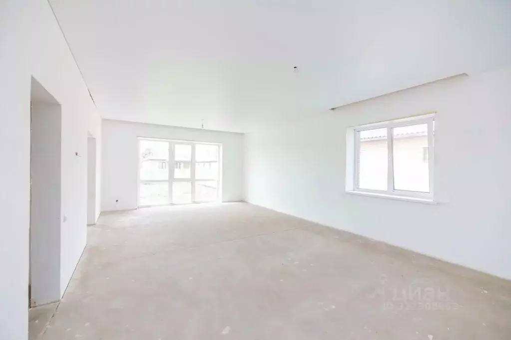 Дом в Оренбургская область, Оренбургский район, с. Ивановка ул. ... - Фото 1