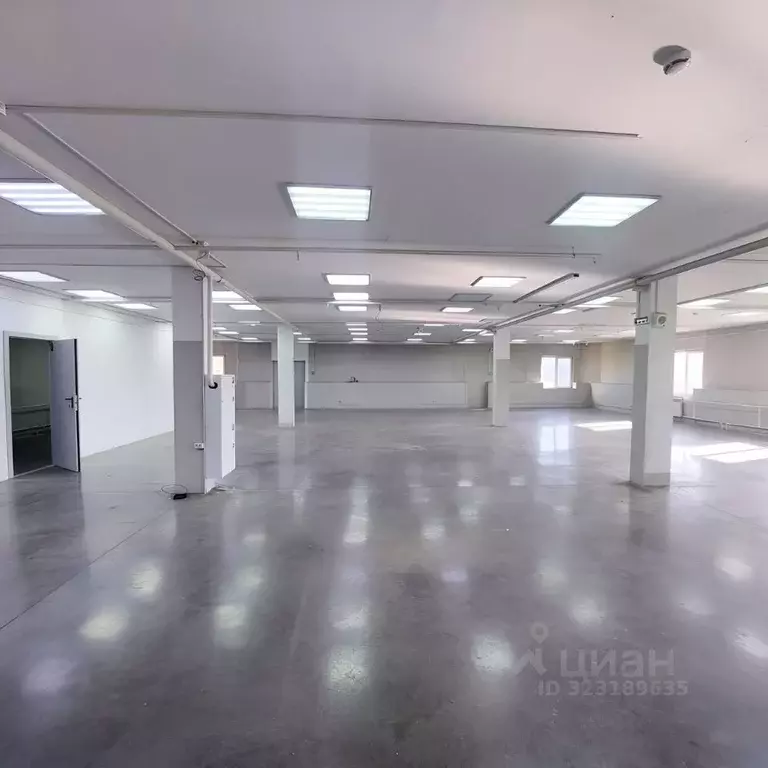 Торговая площадь в Хакасия, Абакан ул. Вознесения, 1 (318 м) - Фото 1