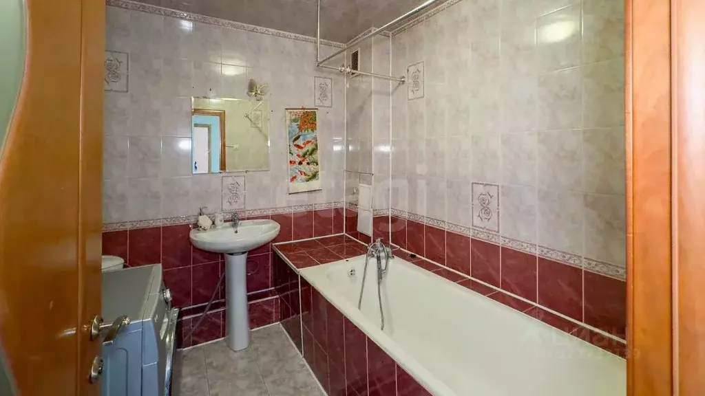 3-к кв. Омская область, Омск Заозерный мкр, просп. Менделеева, 1 (58.4 ... - Фото 1