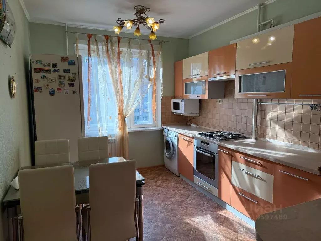 3-к кв. Брянская область, Брянск Авиационная ул., 17 (63.0 м) - Фото 1