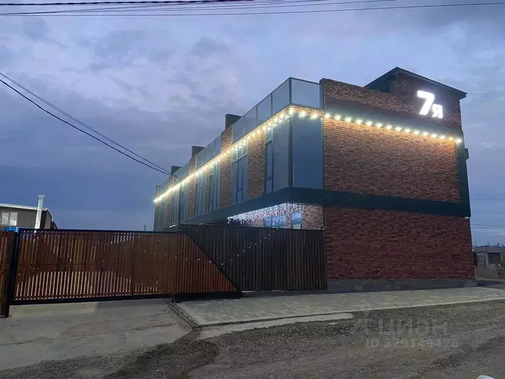 Дом в Дагестан, Избербаш Индустриальная ул., 40 (150 м) - Фото 2