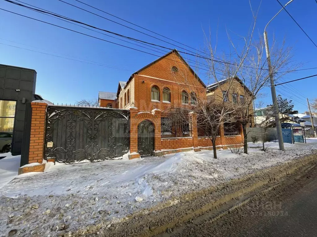 Дом в Оренбургская область, Оренбург Полигонная ул., 19 (148 м) - Фото 1