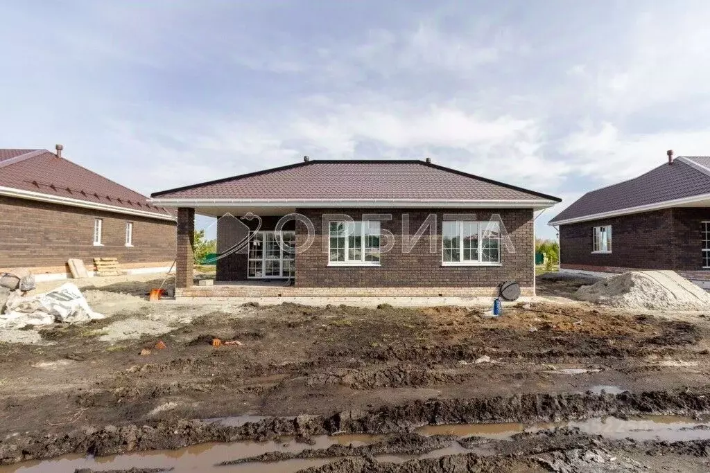 Дом в Тюменская область, Тюменский муниципальный округ, Новокаменский ... - Фото 1