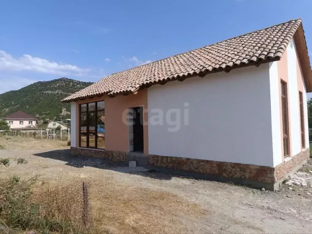 Дом в Крым, Судак ул. Шахмурза (65 м) - Фото 1