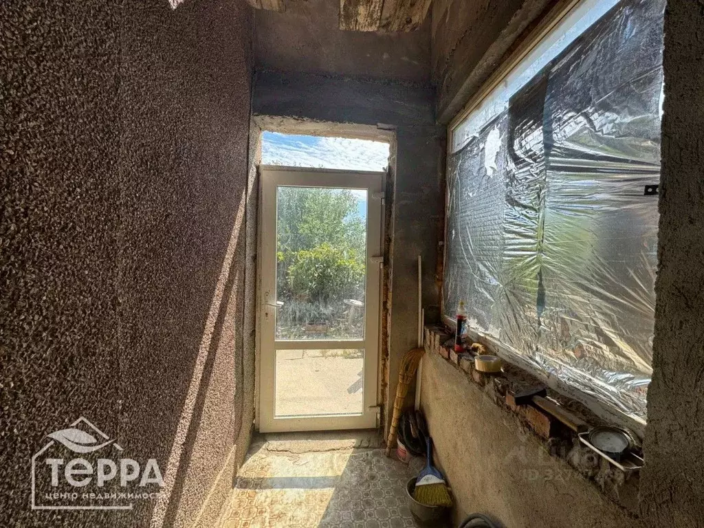 Дом в Крым, Сакский район, с. Уютное ул. Горького, 18 (68 м) - Фото 2