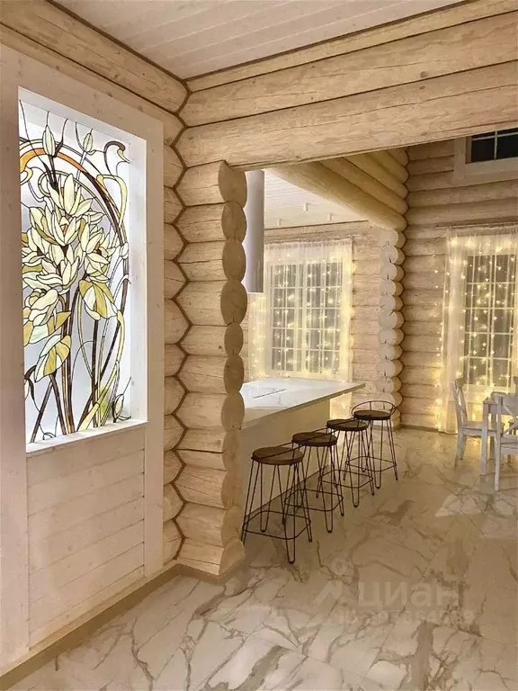 Дом в Новгородская область, Новгородский район, Ракомское с/пос, д. ... - Фото 1