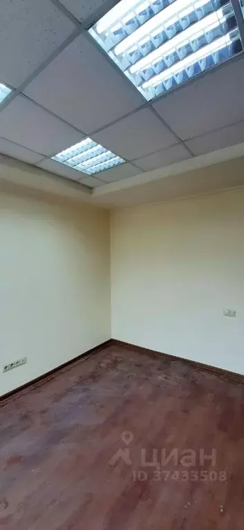 Офис в Смоленская область, Смоленск ул. Воробьева, 13 (14 м) - Фото 1
