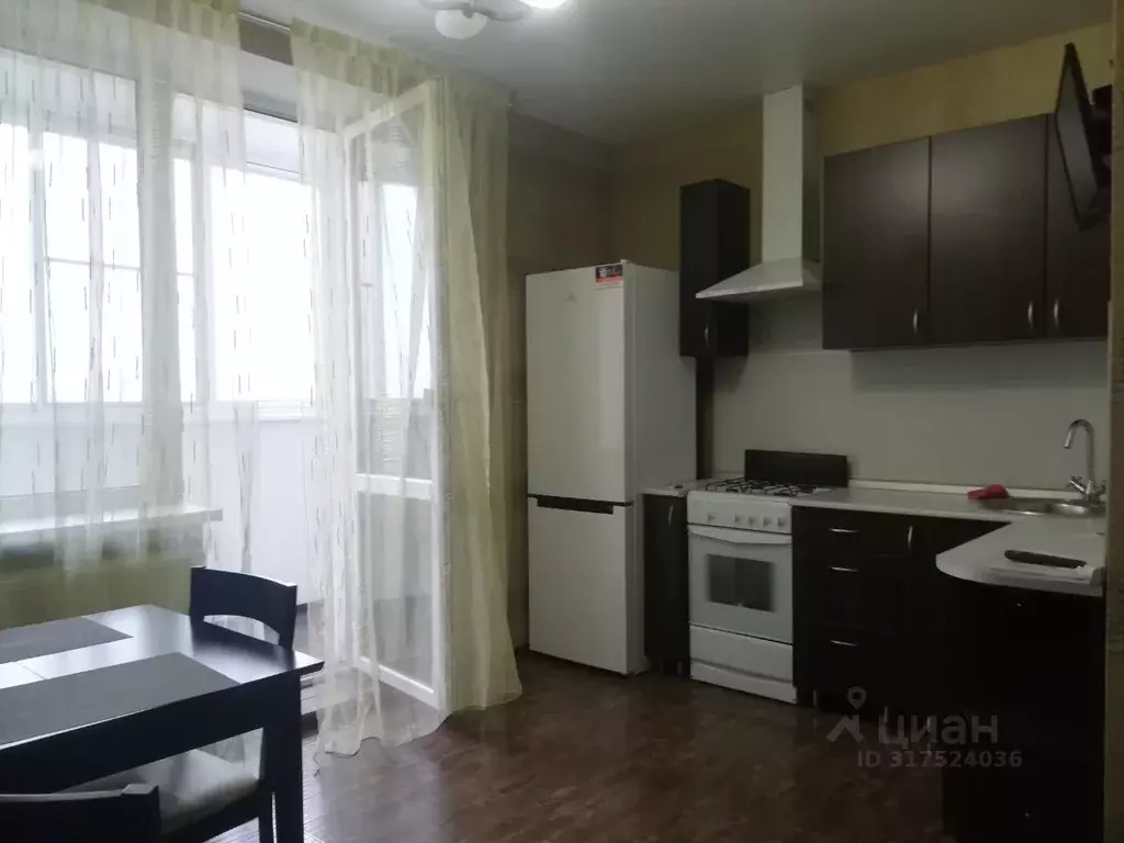 1-к кв. Волгоградская область, Волгоград ул. Им. Циолковского, 37 ... - Фото 0